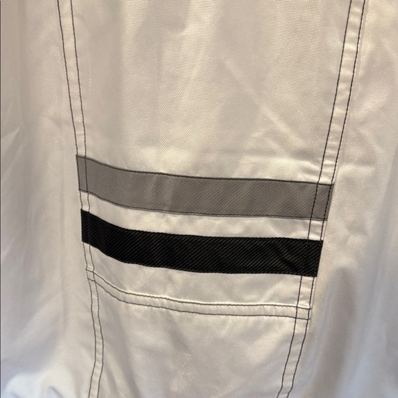 Descente Men's White and Gray Ski Jacket size Large - Picture 7 of 10